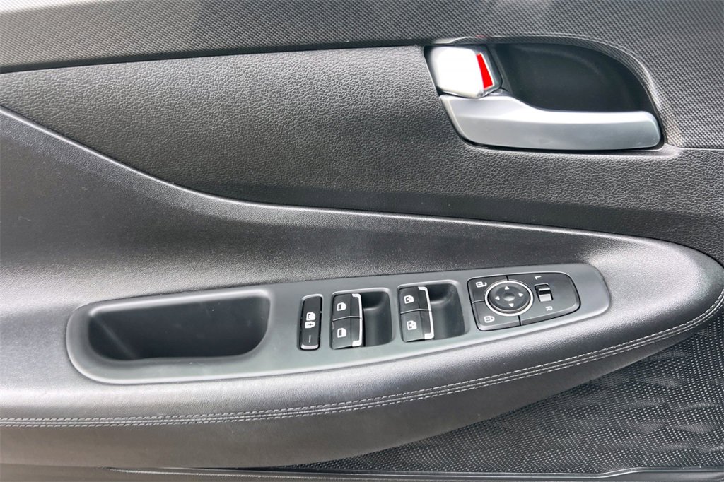 Used 2022 Hyundai Santa Fe SEL image 13