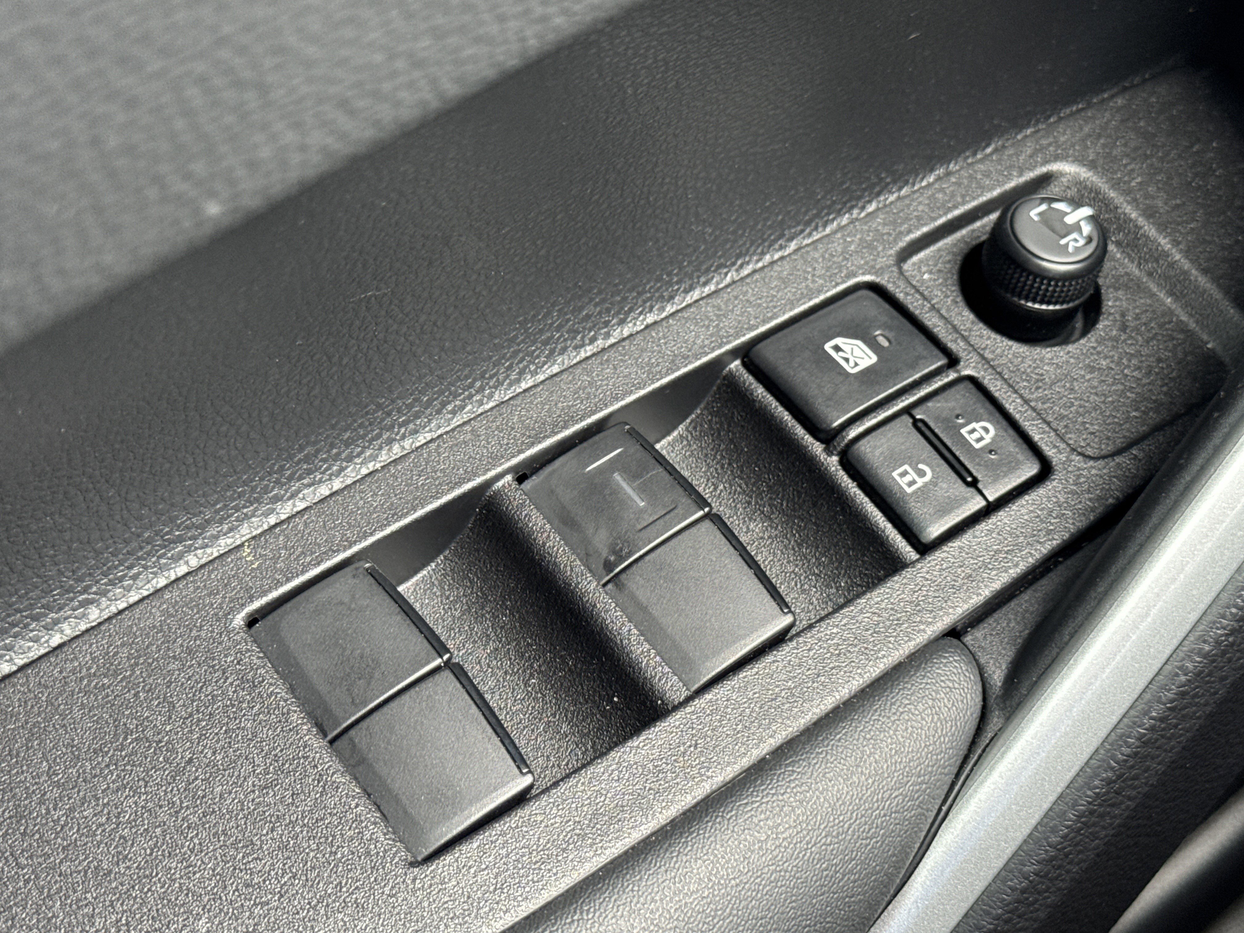 Used 2026 Toyota Corolla Cross XSE w/ Convenience Package image 22