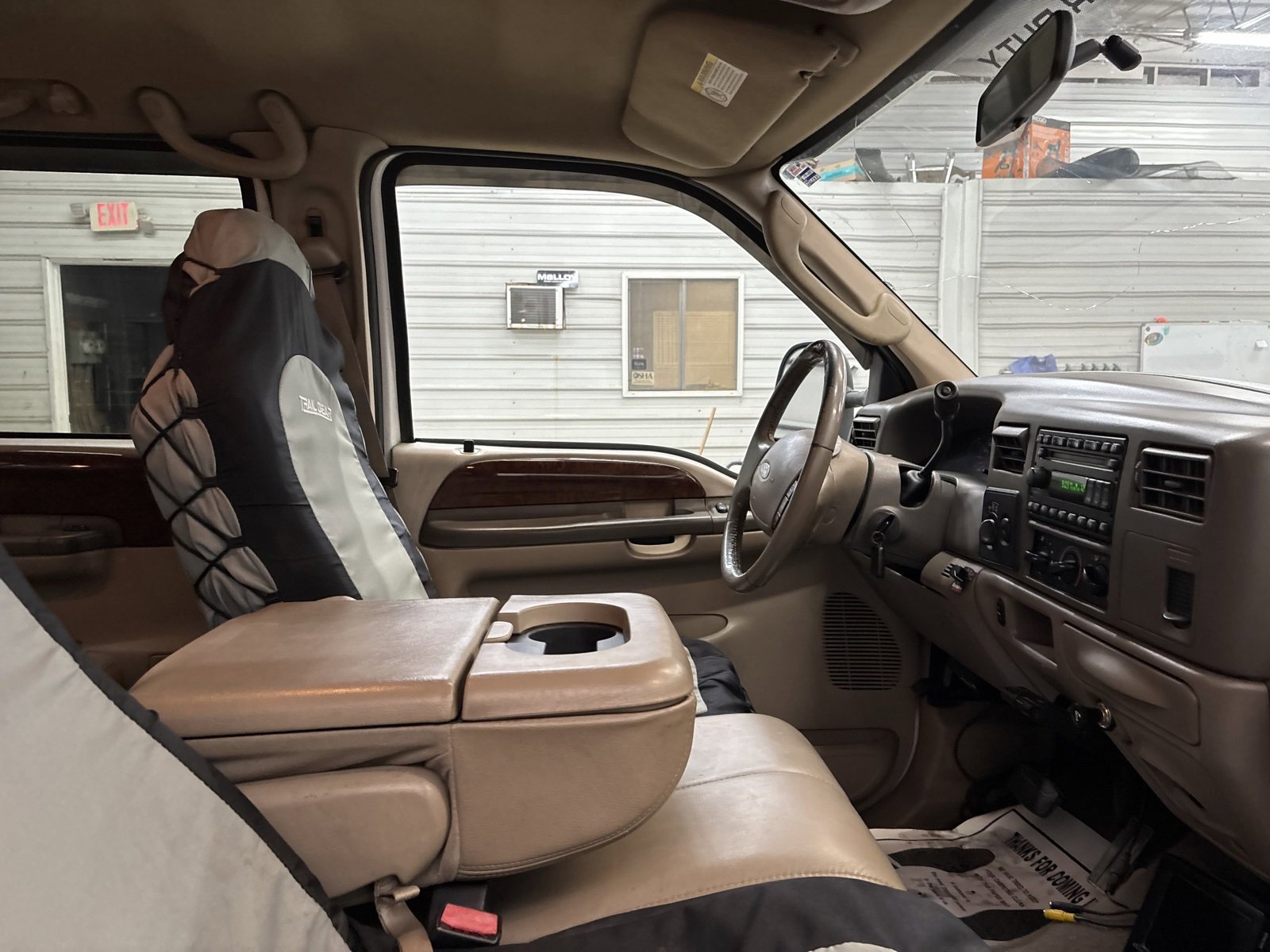 Used 2004 Ford F350 XL image 24