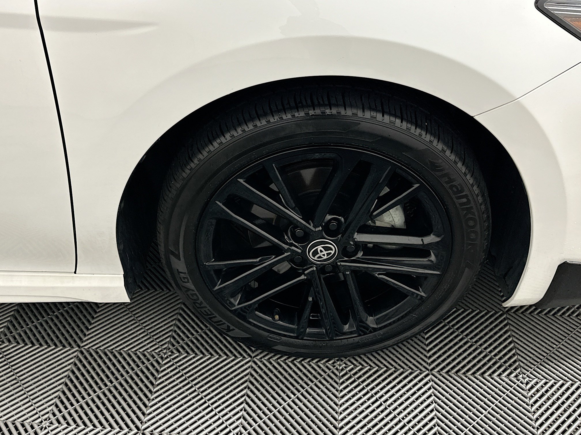 Certified 2025 Toyota Camry SE FWD image 11