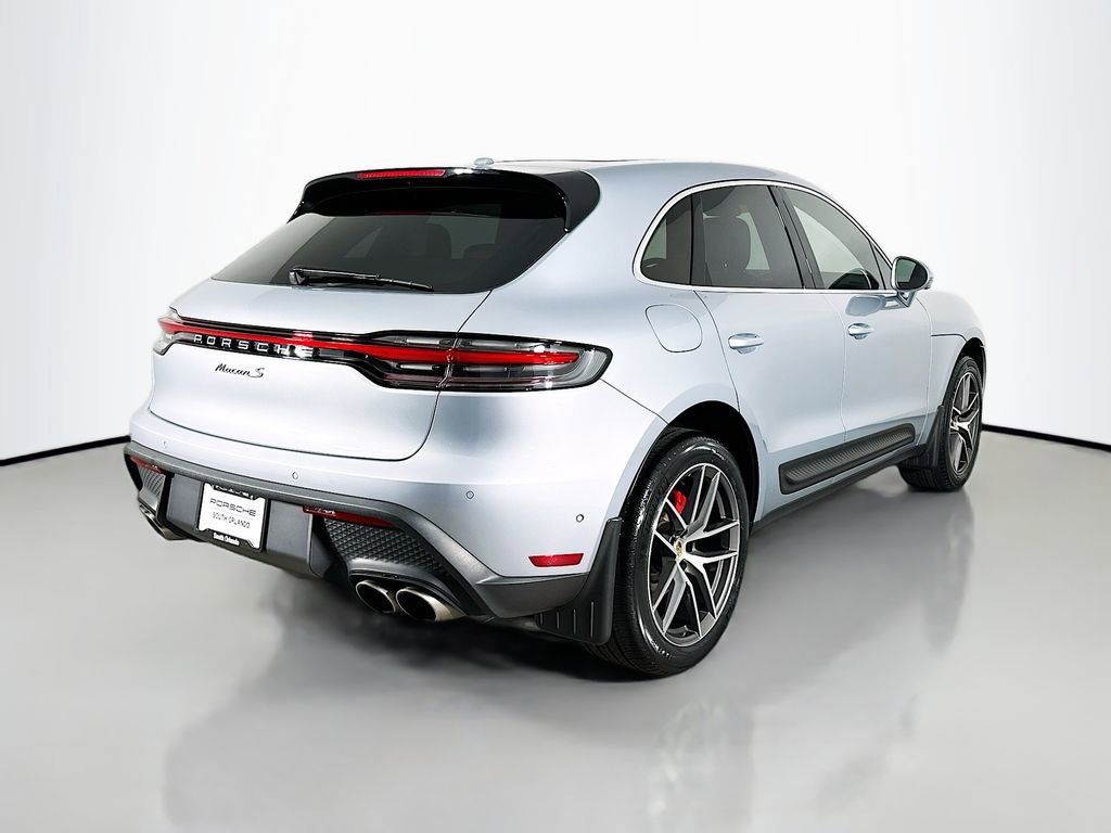 Certified 2023 Porsche Macan S AWD/4WD image 9