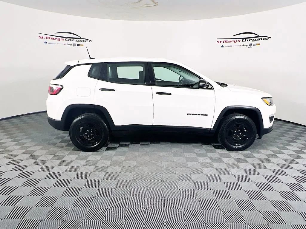 Used 2019 Jeep Compass Sport AWD/4WD image 9