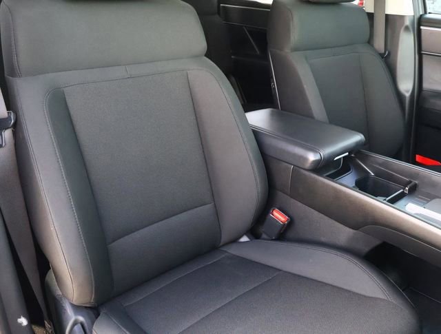 Used 2024 Hyundai Santa Fe SE image 16