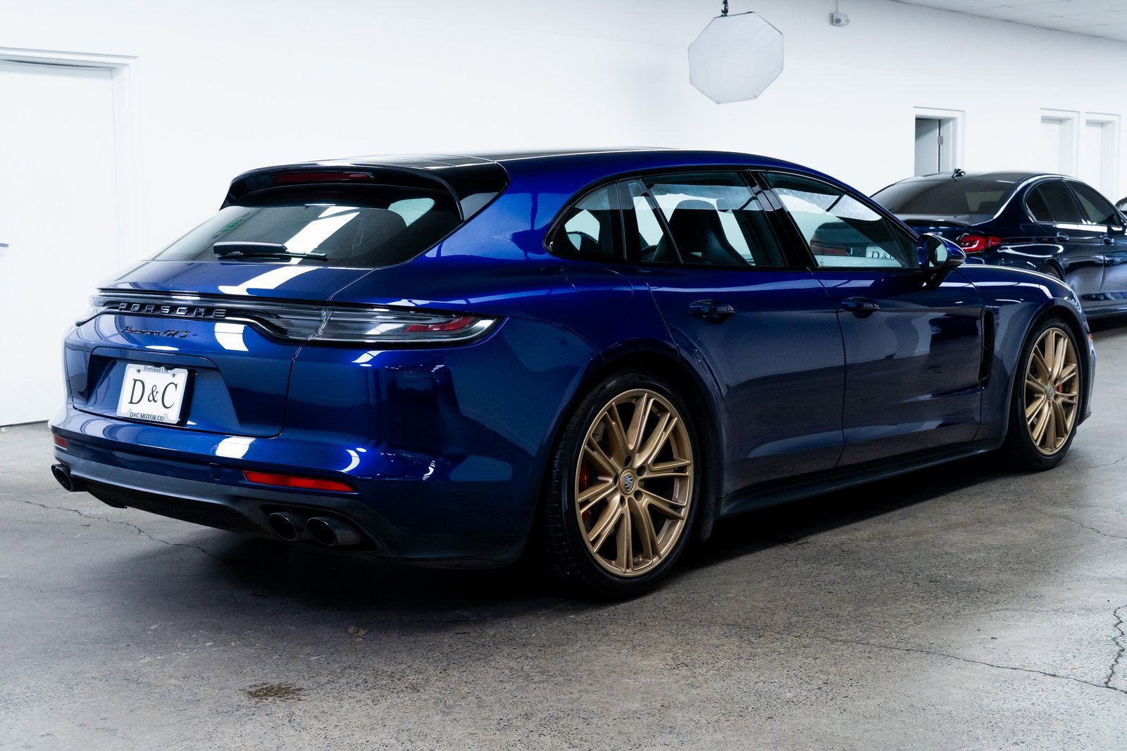 Used 2021 Porsche Panamera GTS image 6