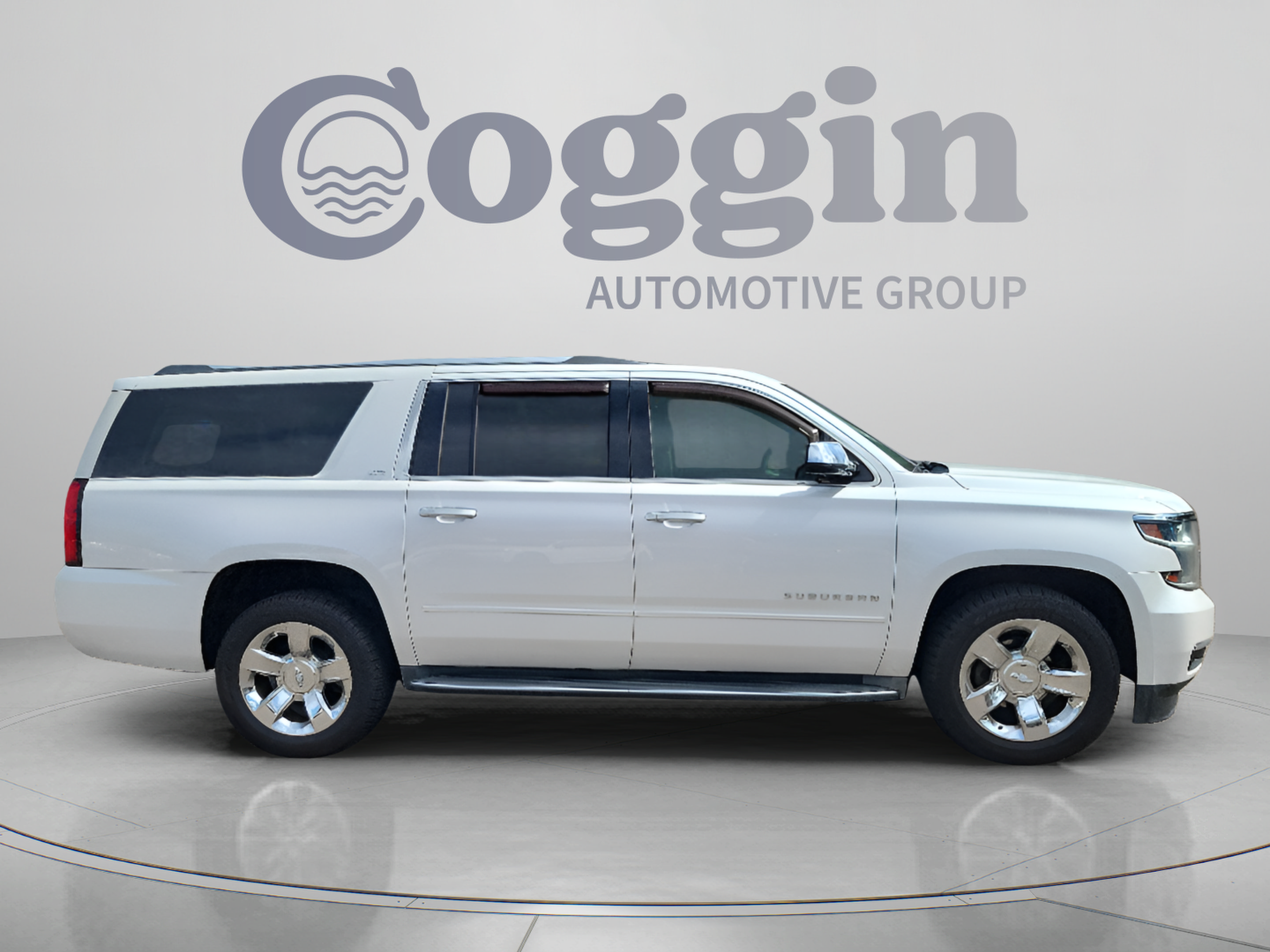 Used 2016 Chevrolet Suburban LTZ RWD image 6