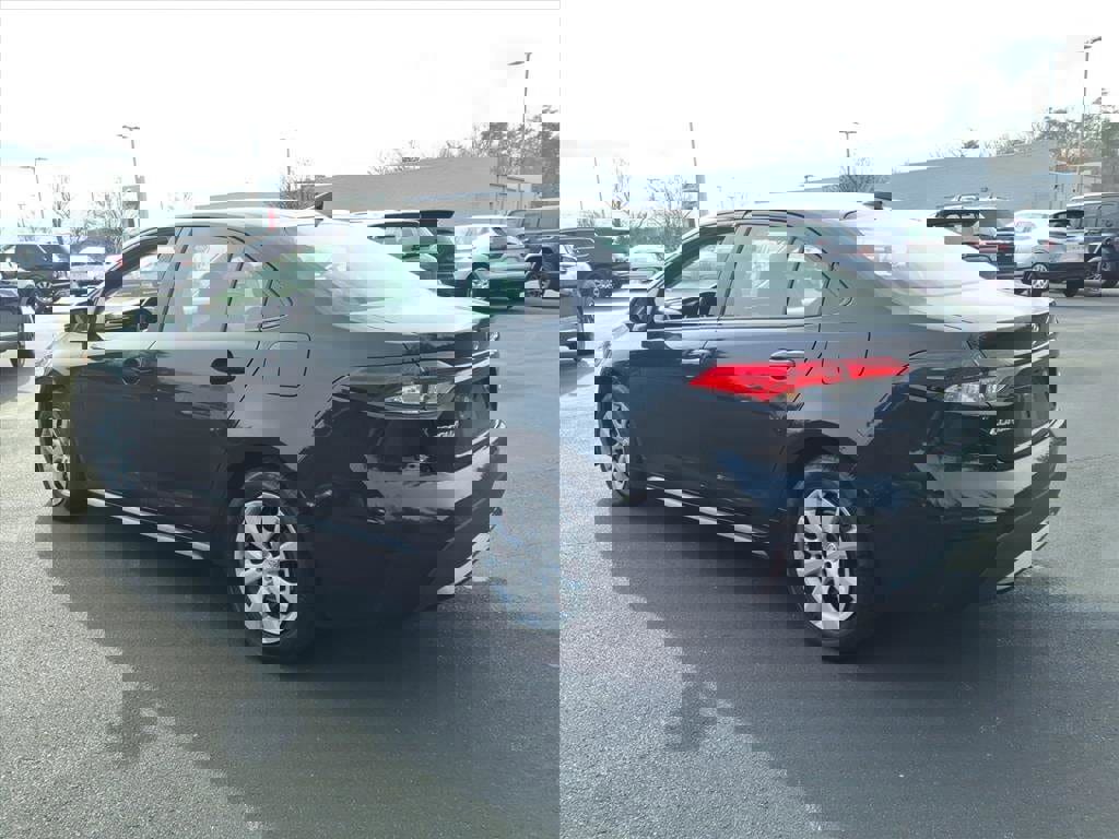 Used 2022 Toyota Corolla LE image 22