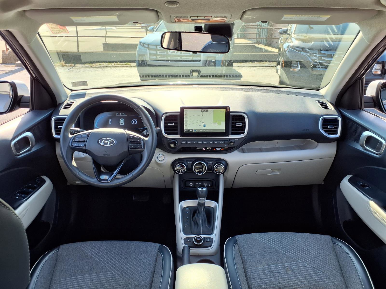 Certified 2023 Hyundai Venue Limited FWD image 14