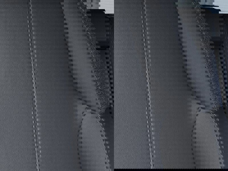 New 2026 Cadillac Optiq Luxury 1 image 21