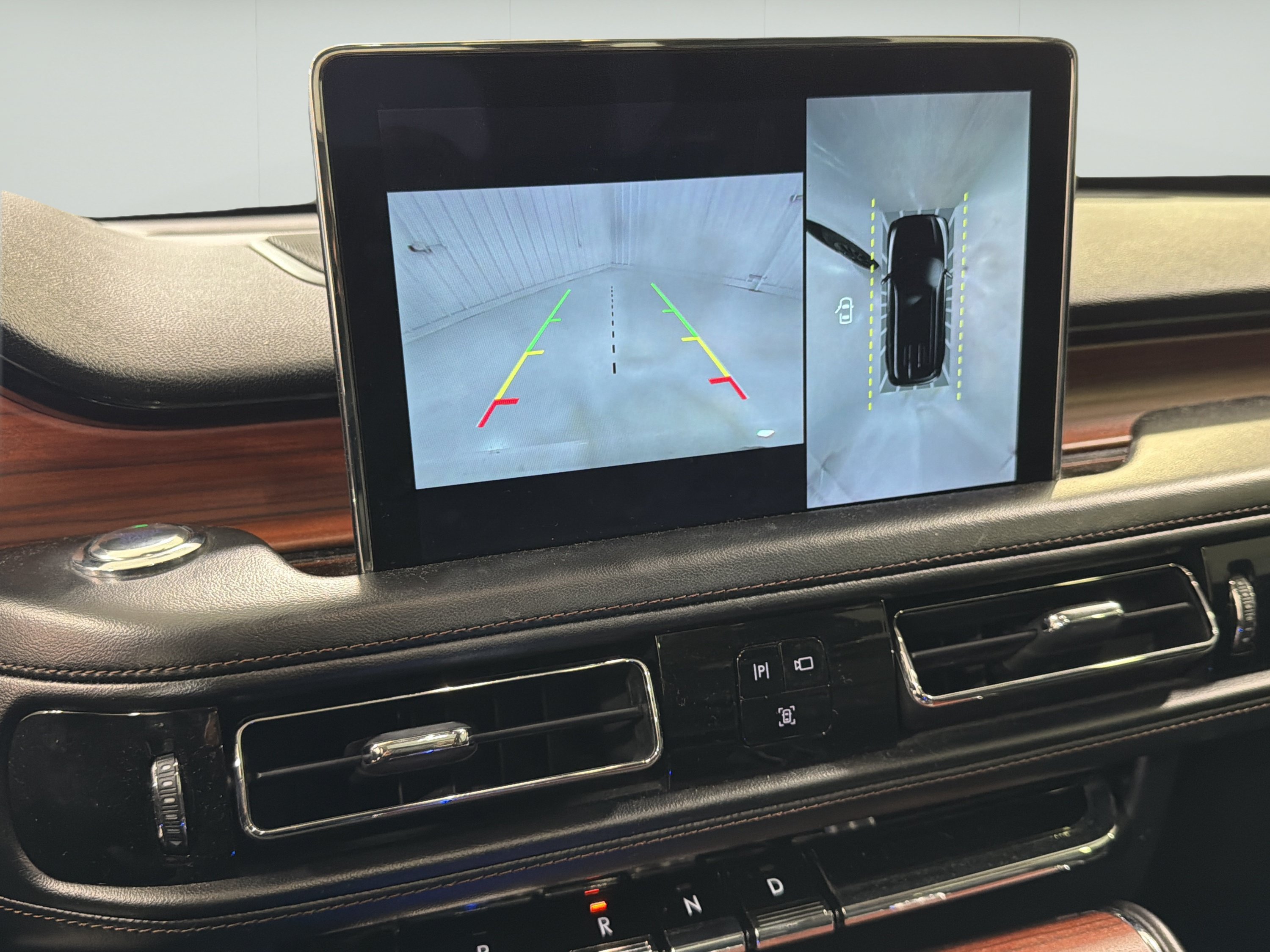 Used 2021 Lincoln Aviator Reserve w/ Equipment Group 210A AWD/4WD image 19