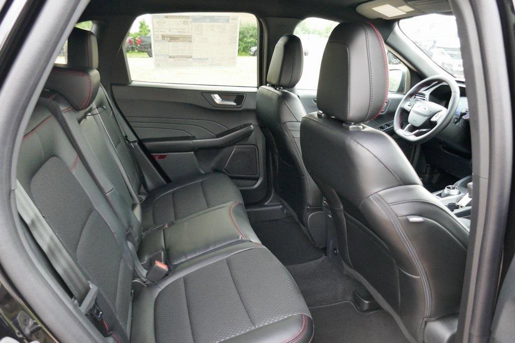 New 2025 Ford Escape ST-Line w/ Equipment Group 301A image 11