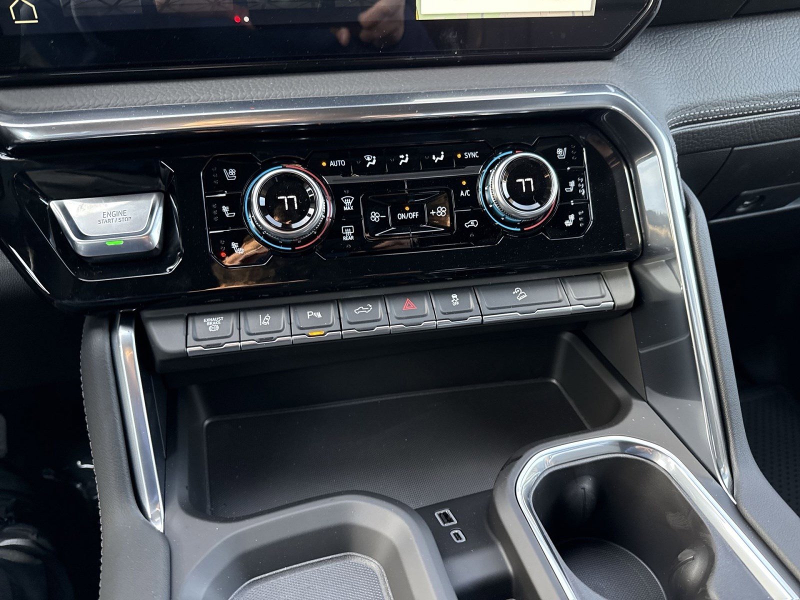 New 2026 GMC Sierra 2500 Denali w/ Technology Package image 15