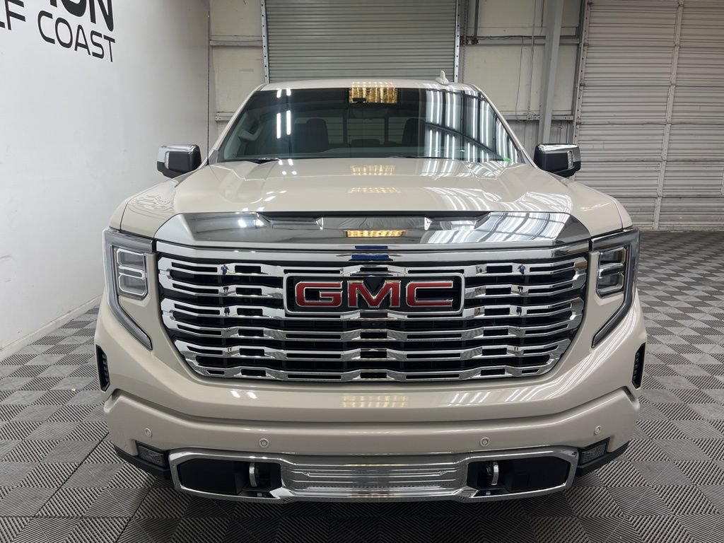 Used 2026 GMC Sierra 1500 Denali w/ Technology Package AWD/4WD image 9