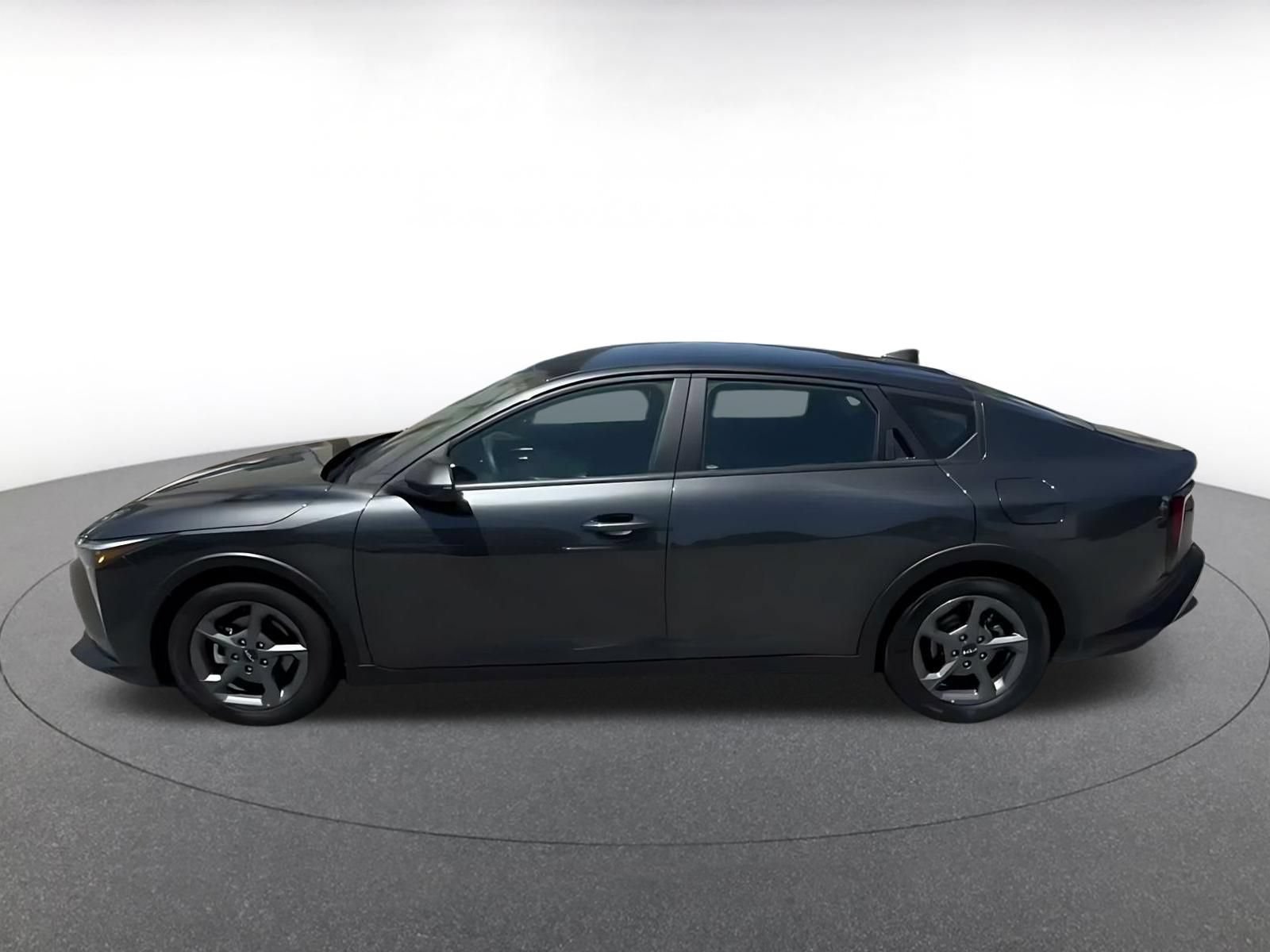 Used 2025 Kia K4 FWD image 8