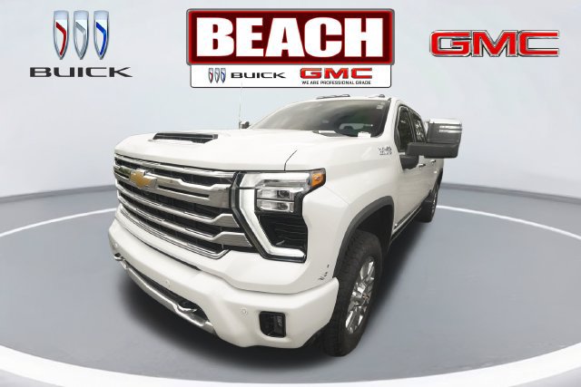 Used 2024 Chevrolet Silverado 2500 High Country w/ Technology Package AWD/4WD image 7