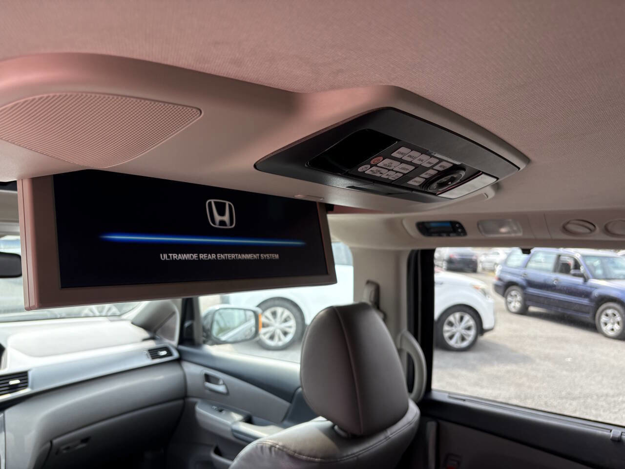 Used 2012 Honda Odyssey Touring Elite image 23
