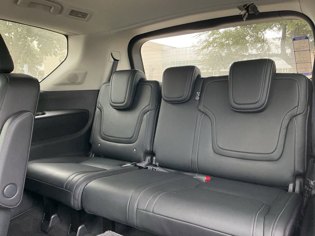 Certified 2026 INFINITI QX80 Pure AWD/4WD image 32