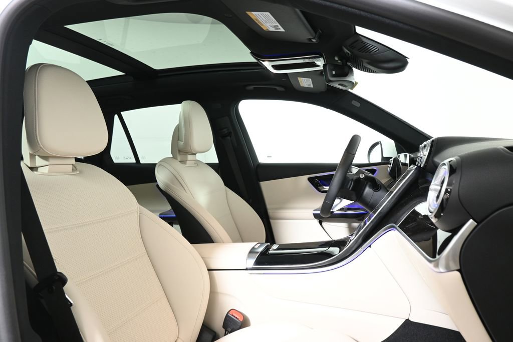 Certified 2025 Mercedes-Benz GLC 300 4MATIC image 26