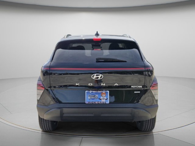 Used 2024 Hyundai Kona SEL AWD/4WD image 5