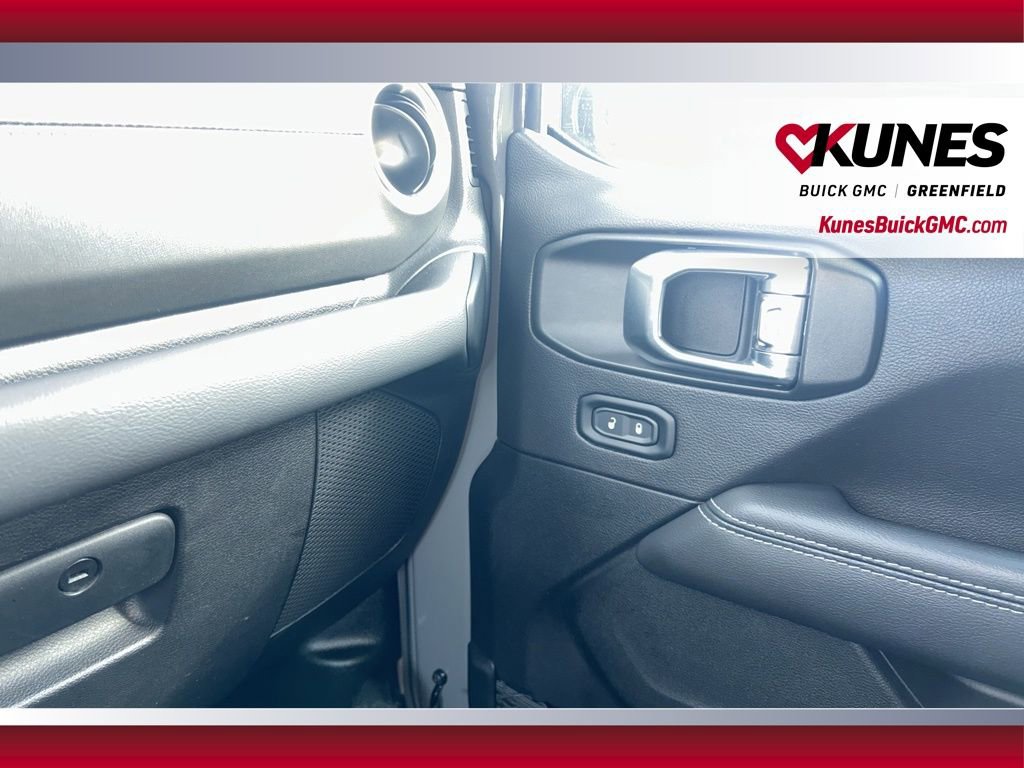 Used 2022 Jeep Wrangler Unlimited Sahara 4xe w/ Cold Weather Group image 28