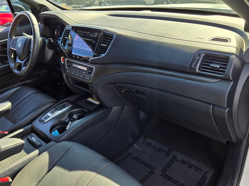 Certified 2022 Honda Pilot TrailSport image 19
