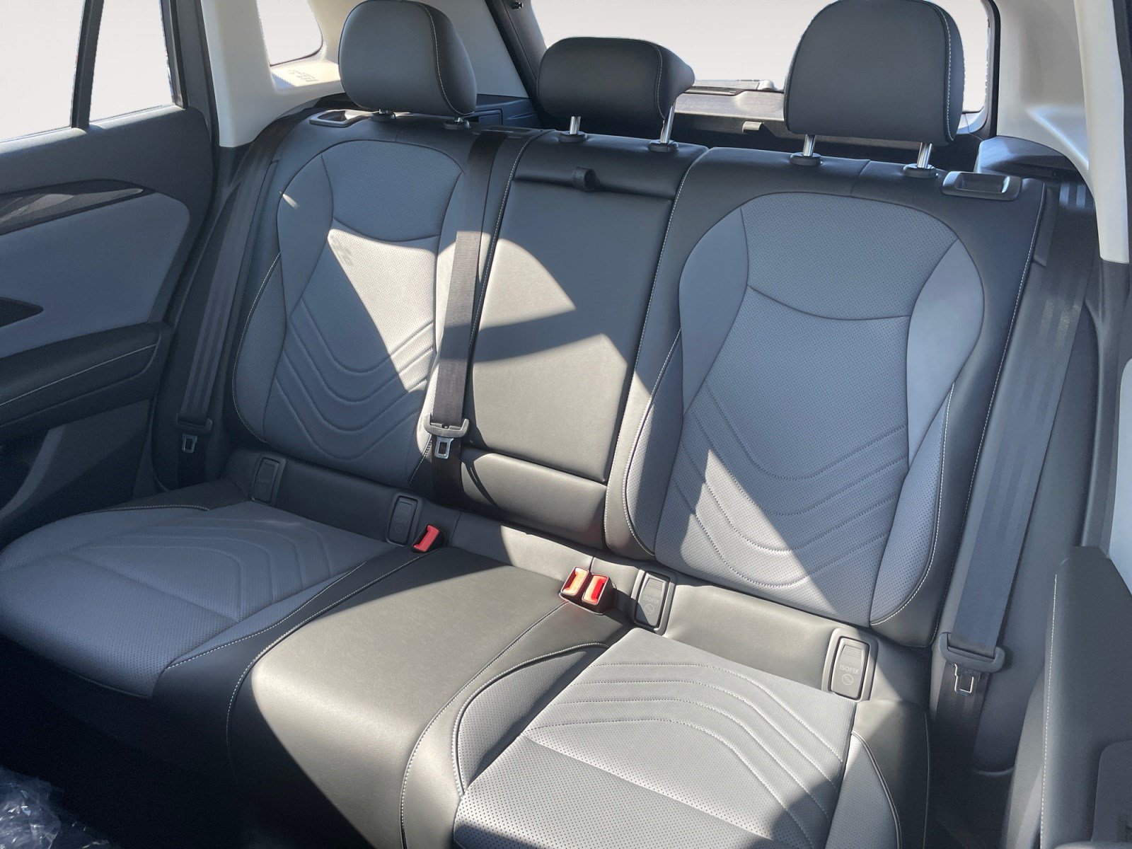 New 2026 Volkswagen Tiguan SE AWD/4WD image 20