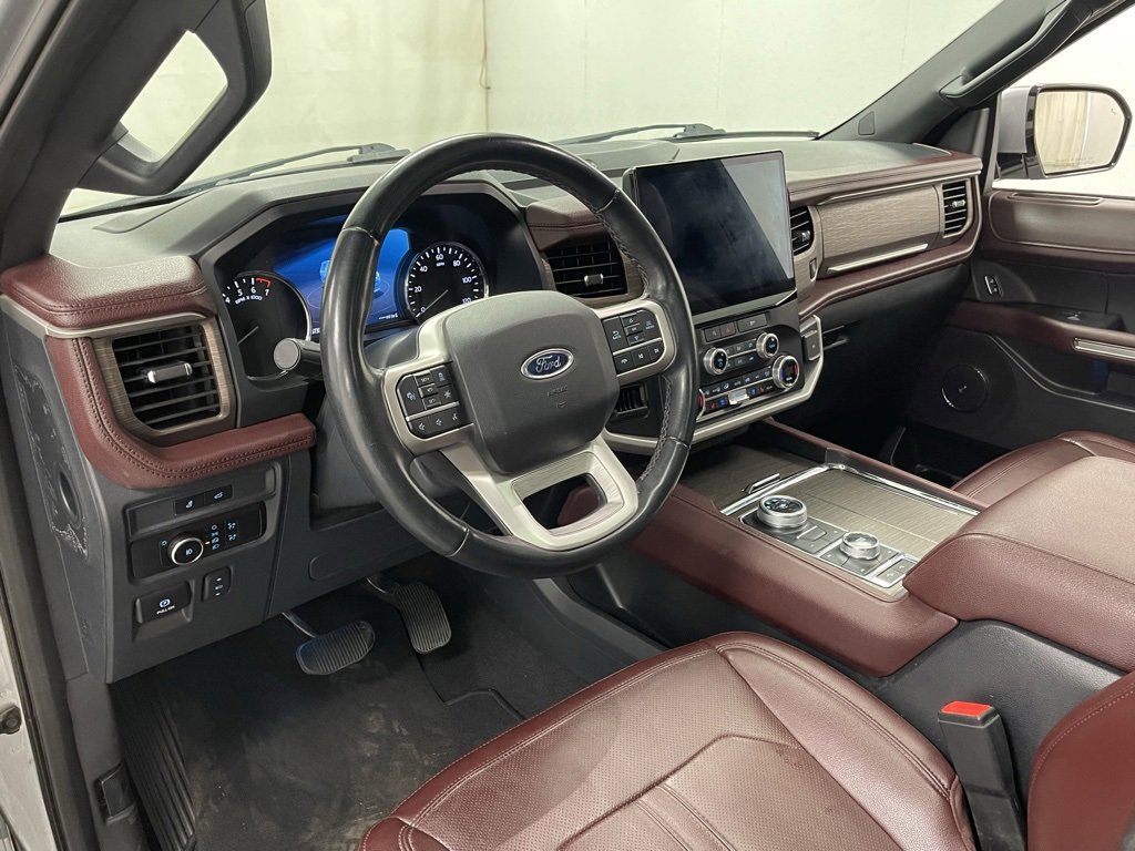 Used 2023 Ford Expedition Limited image 23