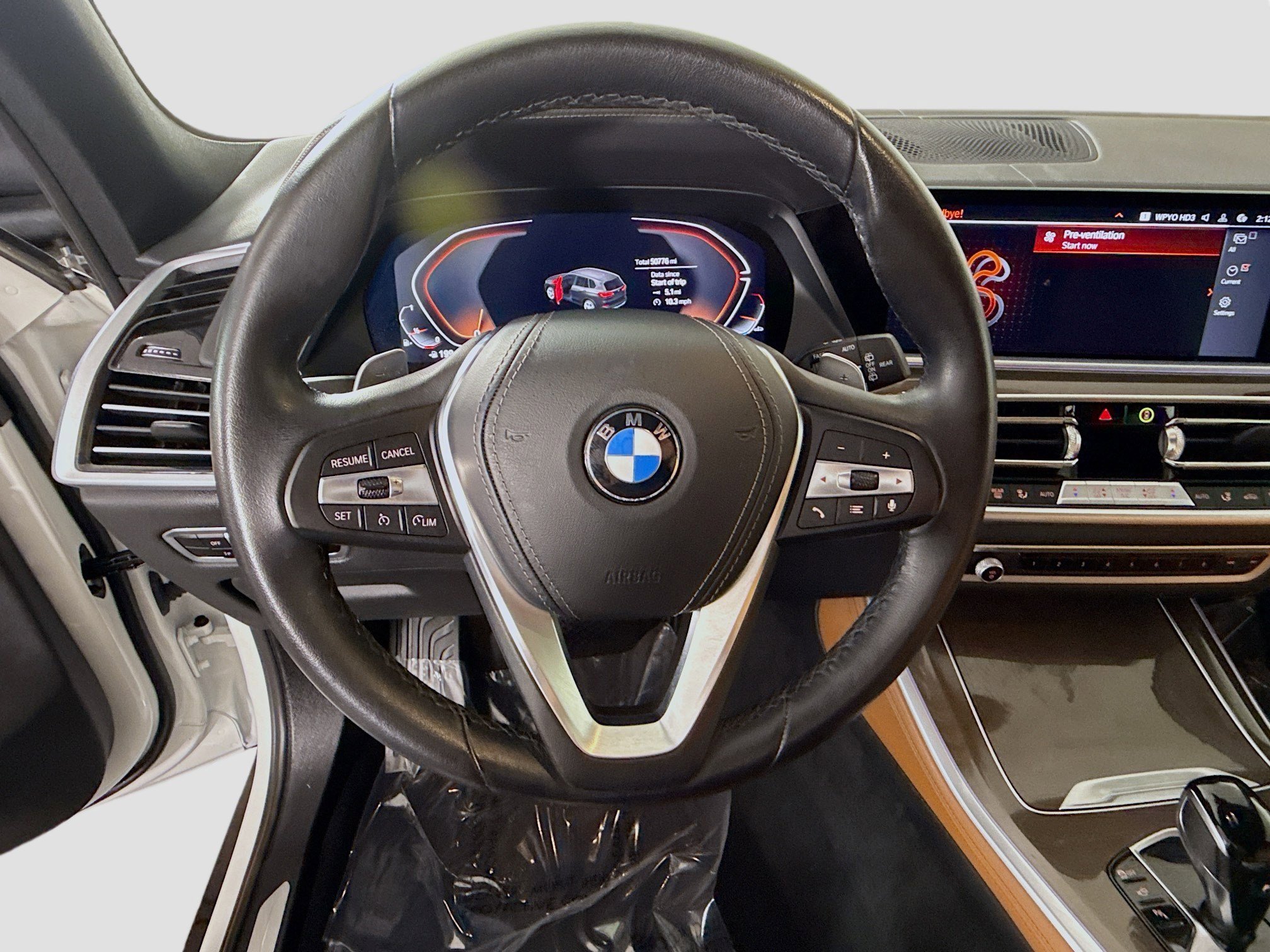 Used 2023 BMW X5 sDrive40i w/ Parking Assistance Package RWD image 13