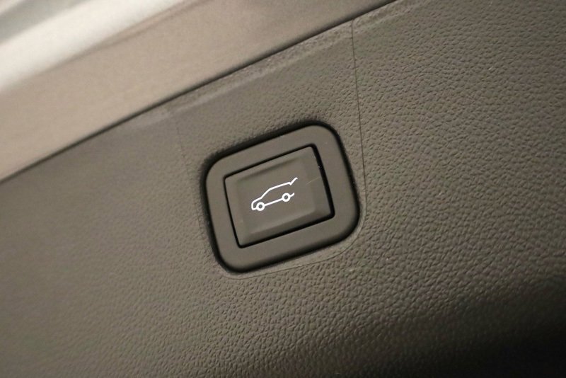 Used 2025 Chevrolet Blazer RS w/ Driver Confidence II Package image 34