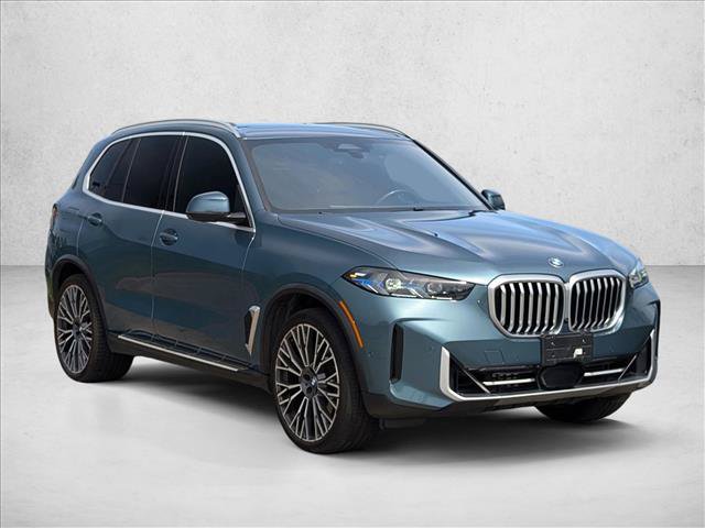 Certified 2024 BMW X5 sDrive40i w/ Premium Package RWD image 3