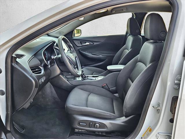 Certified 2025 Chevrolet Malibu LT FWD image 15