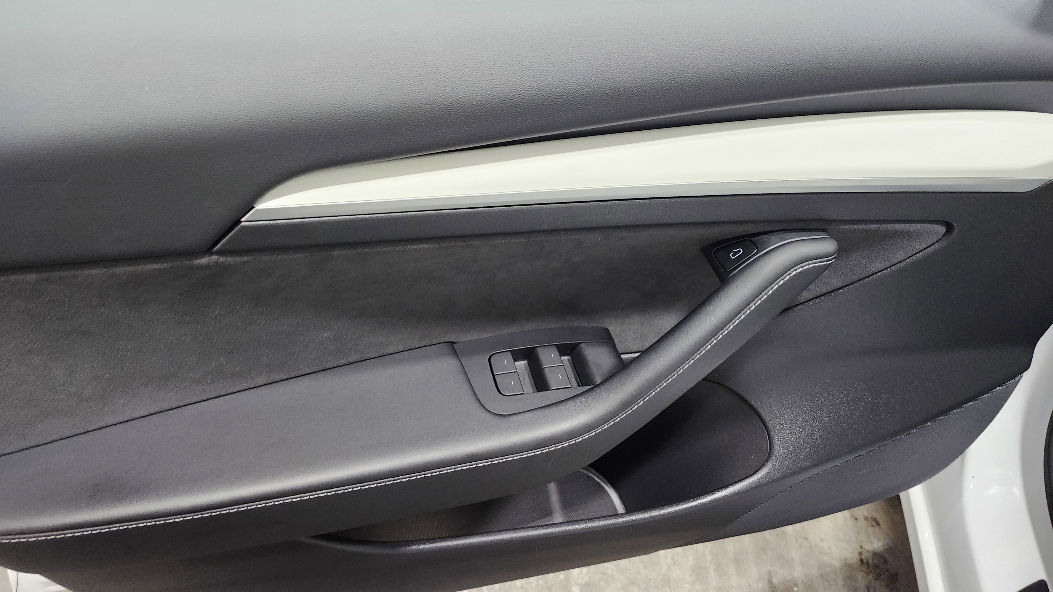 Used 2021 Tesla Model 3 Performance image 26