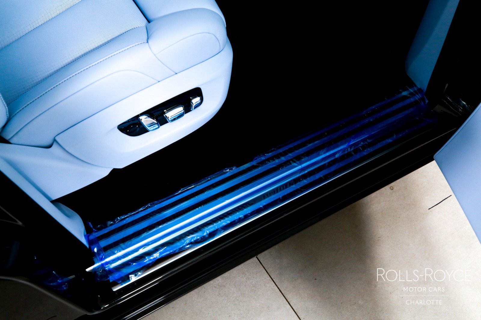 New 2027 Rolls-Royce Phantom Sedan RWD image 37