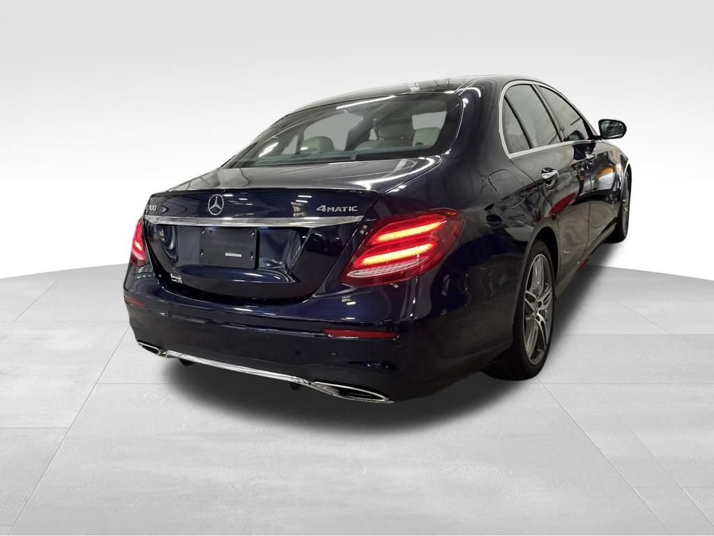 Used 2018 Mercedes-Benz E 300 4MATIC image 5