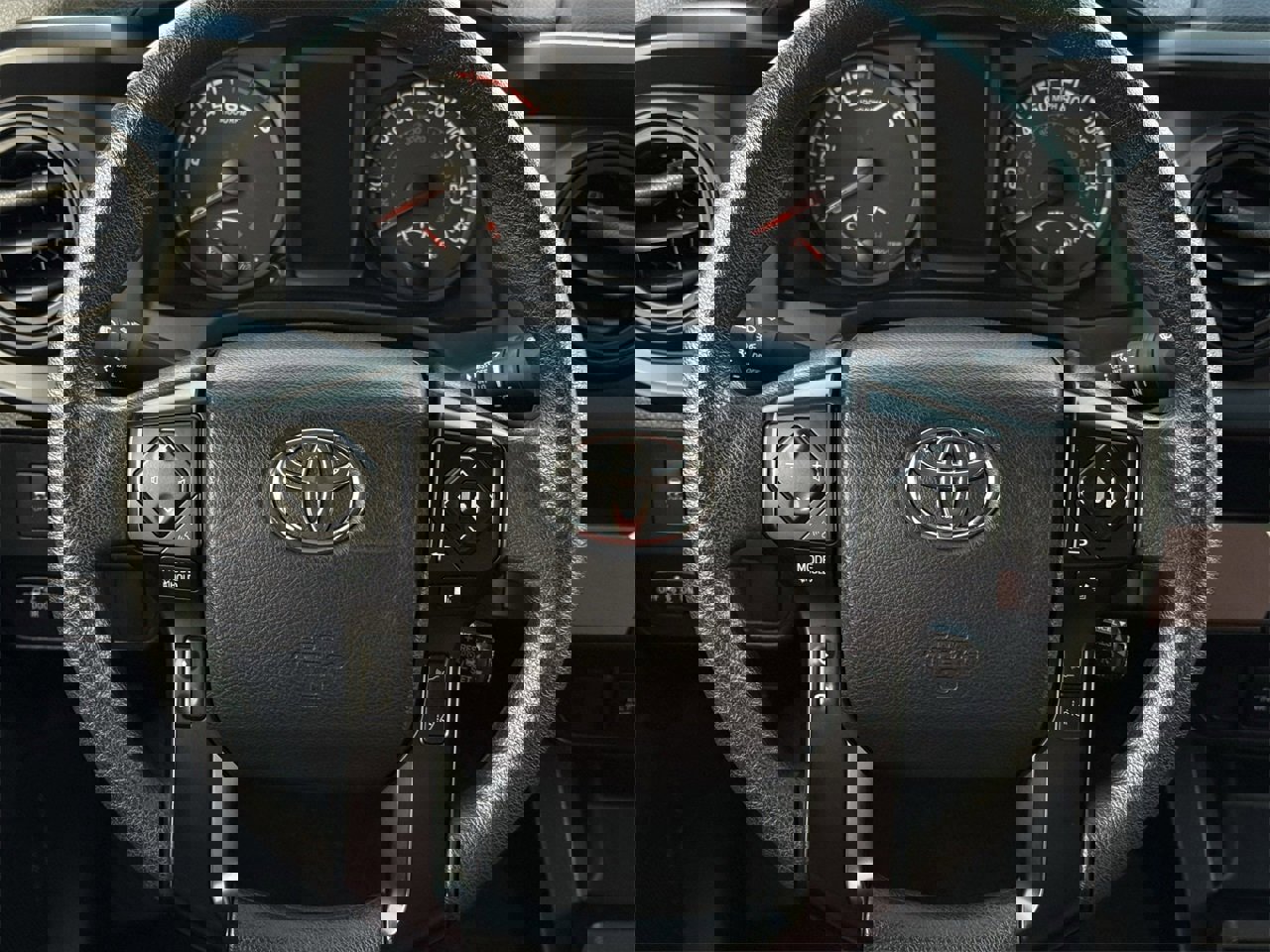 Used 2021 Toyota Tacoma SR w/ SR Convenience Package image 12