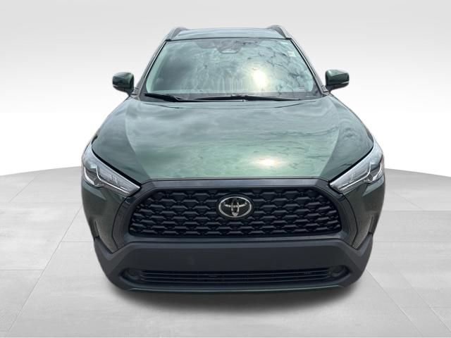 Used 2024 Toyota Corolla Cross LE FWD image 8