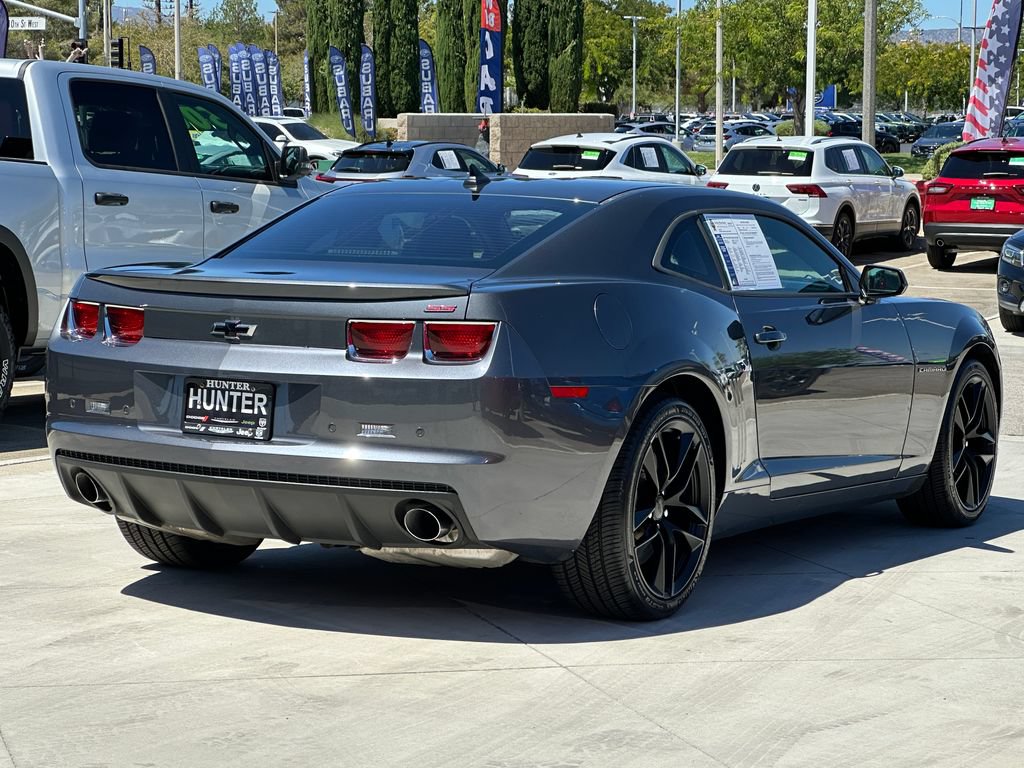 Used 2010 Chevrolet Camaro SS RWD image 9