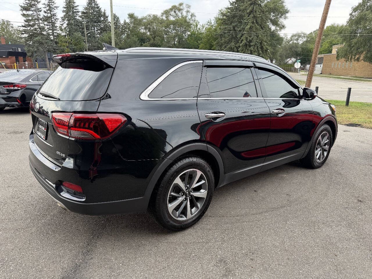 Used 2019 Kia Sorento EX FWD image 5