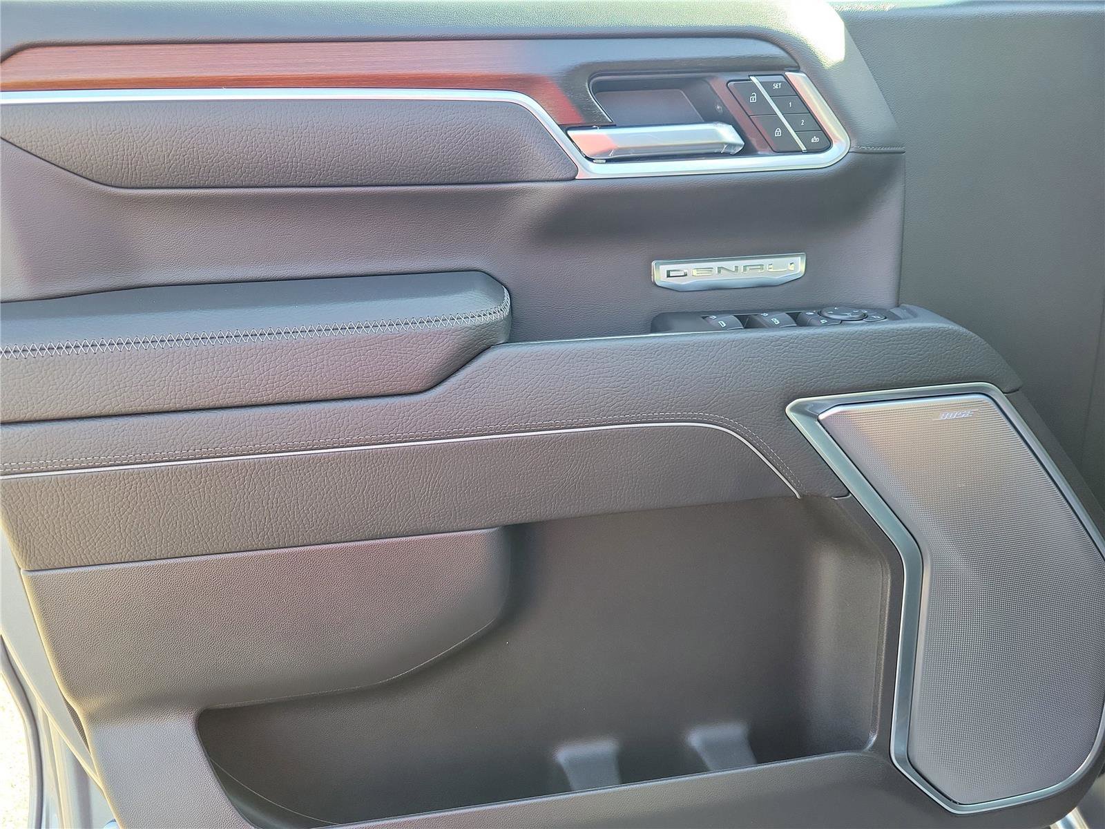 New 2026 GMC Sierra 1500 Denali w/ Technology Package image 18