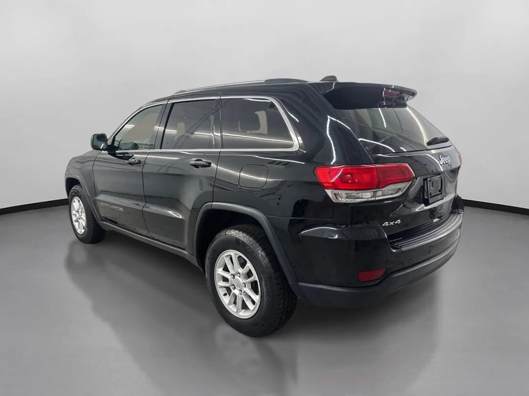 Used 2018 Jeep Grand Cherokee Laredo AWD/4WD image 7