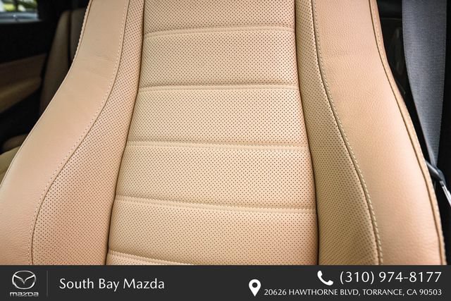 Used 2025 Mercedes-Benz GLE 450e 4MATIC image 24