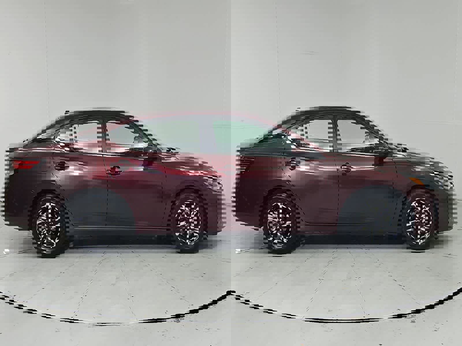 Used 2024 Nissan Sentra SV FWD image 7