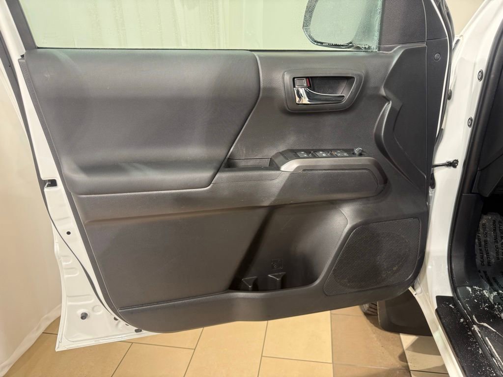 Certified 2023 Toyota Tacoma TRD Off-Road image 15