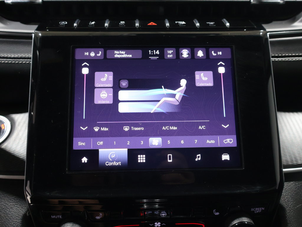 Used 2025 Jeep Grand Cherokee Laredo w/ Luxury Tech Group I AWD/4WD image 27