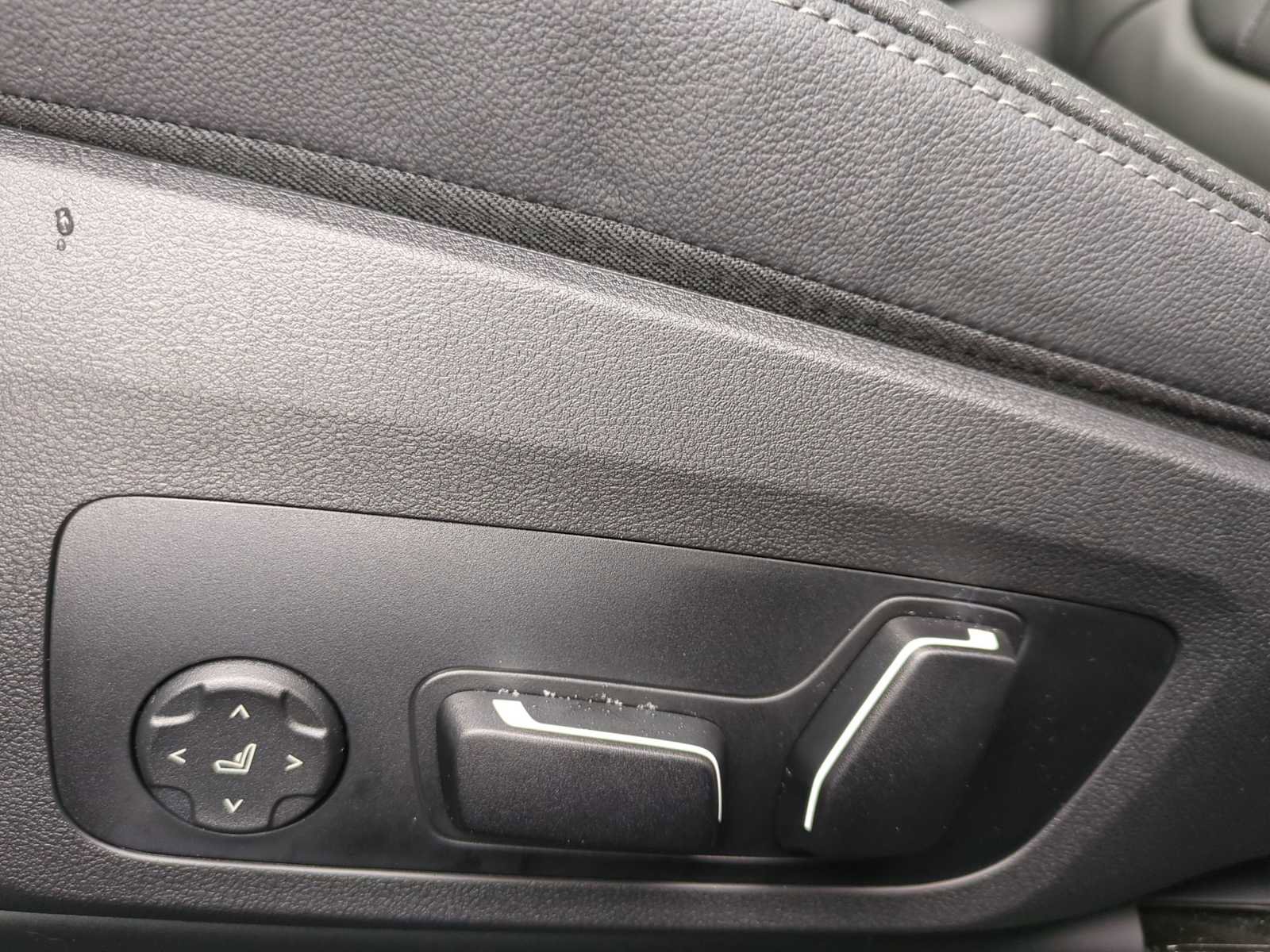 New 2026 BMW M340i xDrive M340i xDrive w/ Premium Package image 17