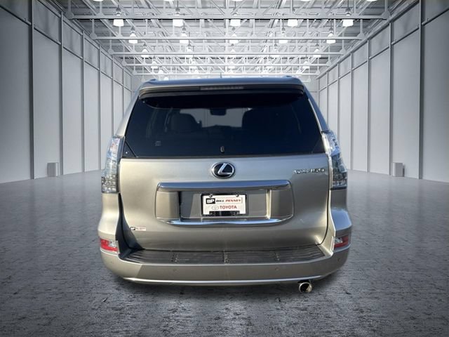 Used 2022 Lexus GX 460 Luxury w/ Accessory Package AWD/4WD image 4