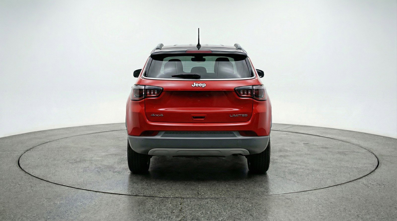 Used 2025 Jeep Compass Trailhawk image 7