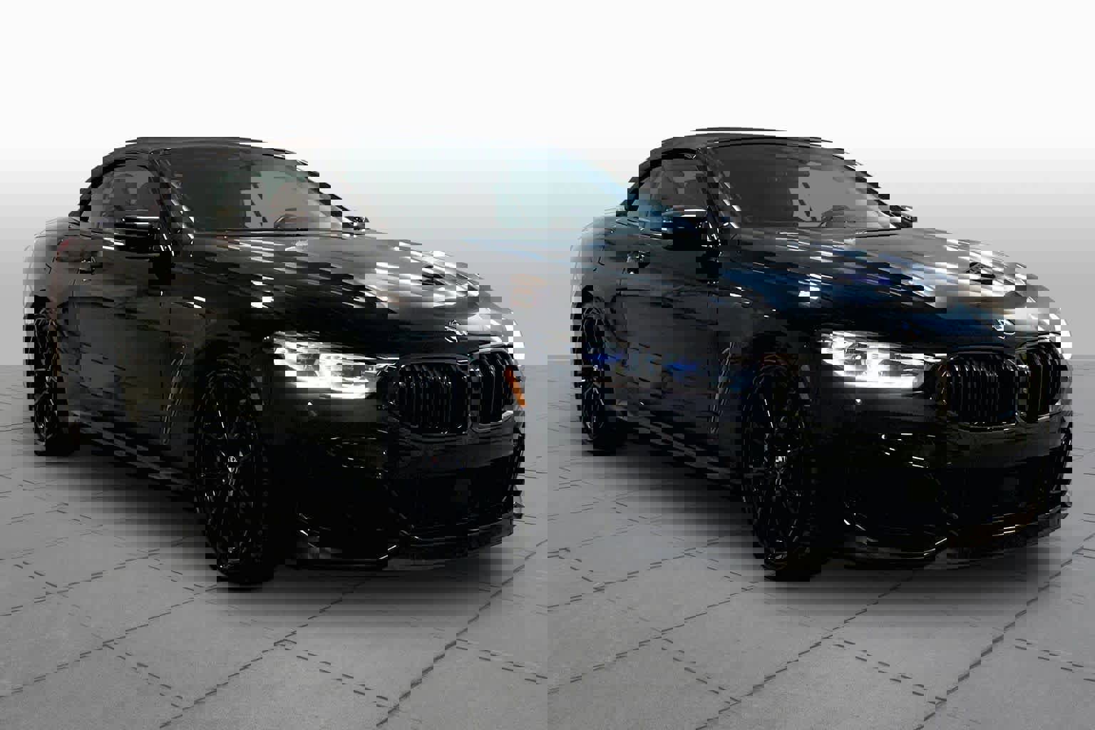 Used 2022 BMW M850i xDrive Convertible image 2