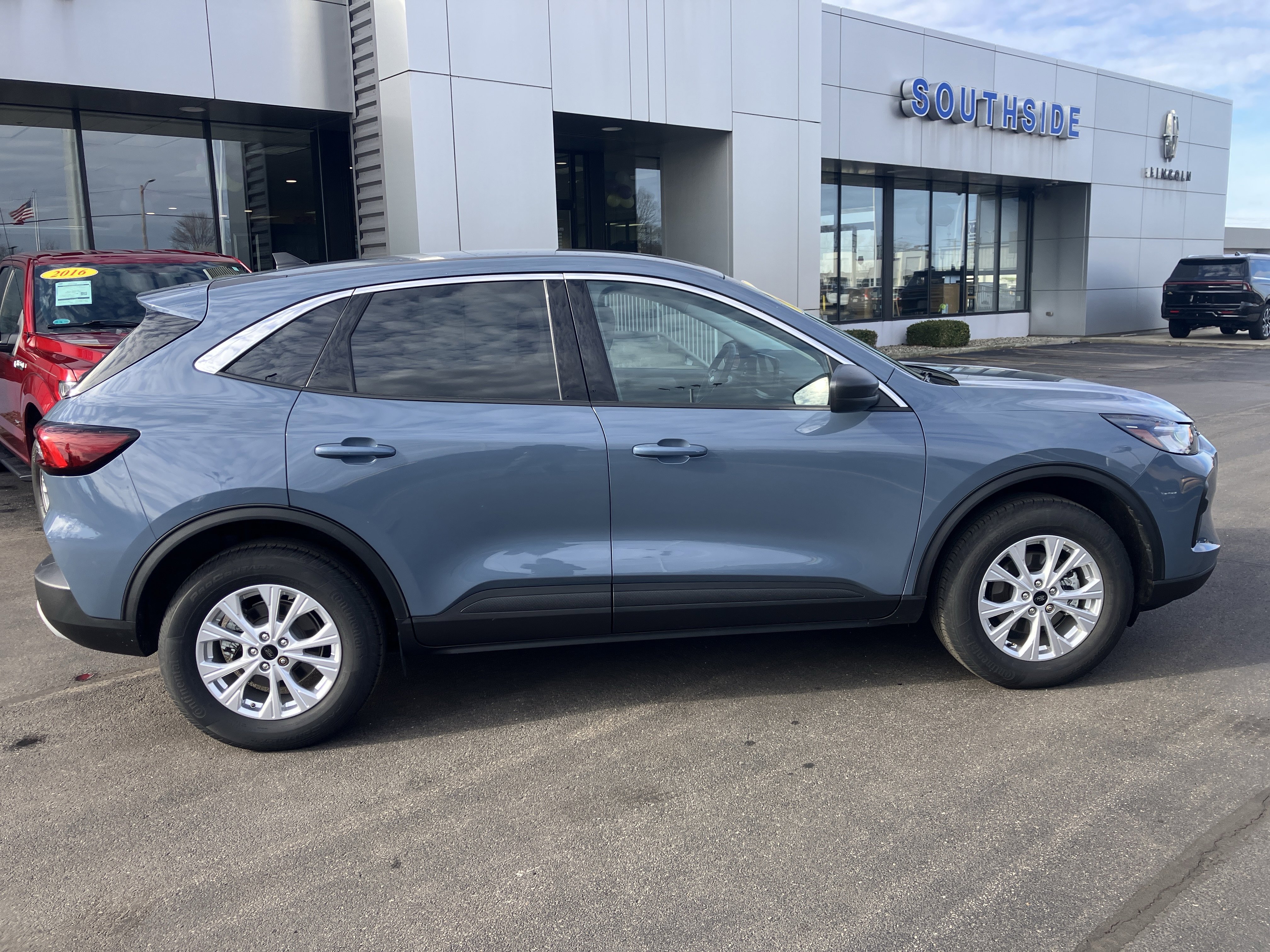 Used 2024 Ford Escape Active w/ Tech Pack #1 image 8