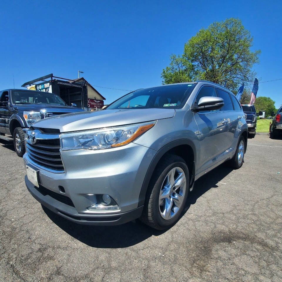 Used 2015 Toyota Highlander Limited AWD/4WD image 1