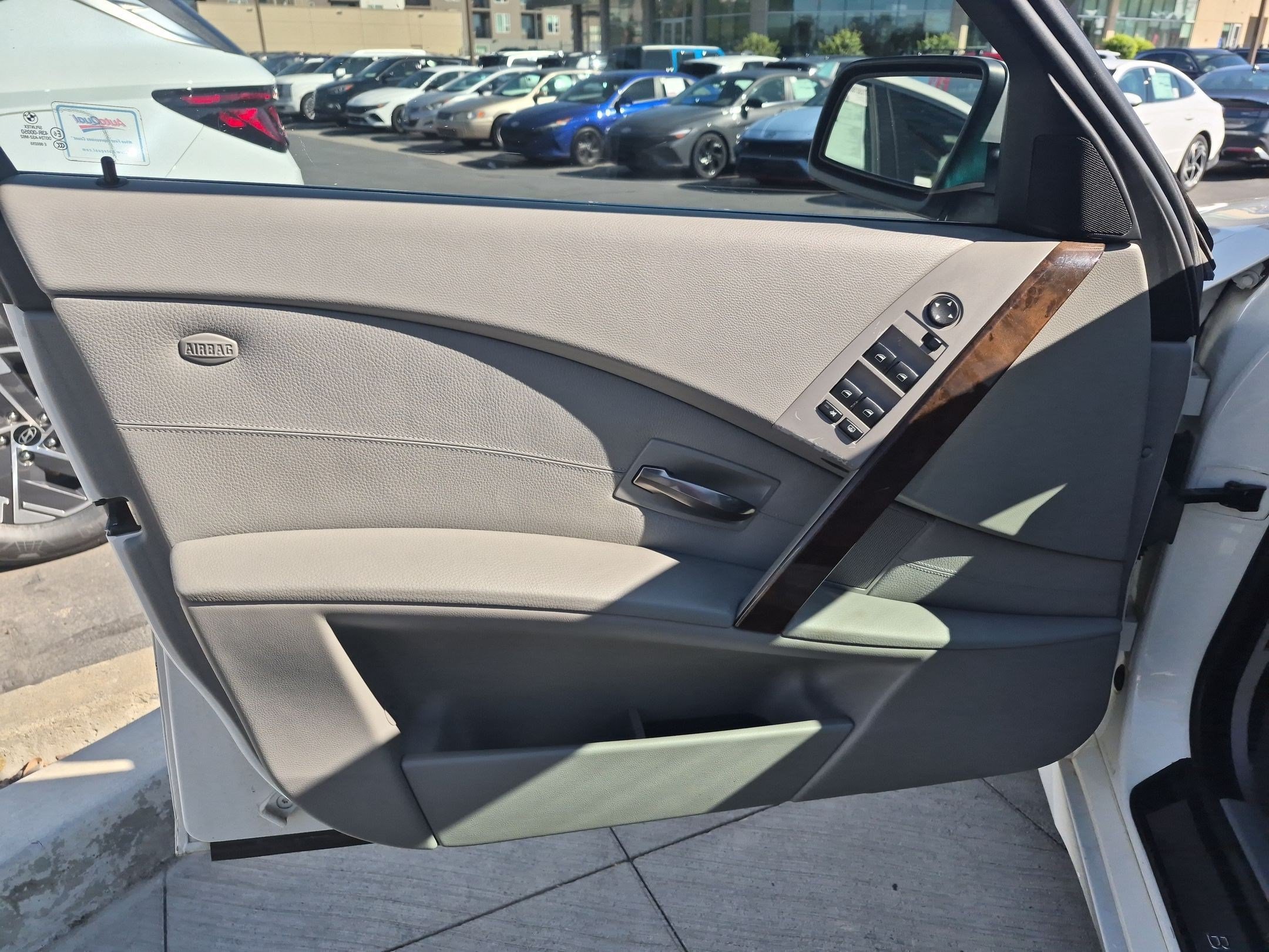 Used 2007 BMW 530xi Sedan AWD/4WD image 14